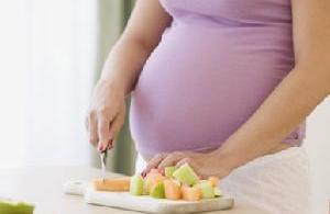 孕妇吃得越多越有营养？