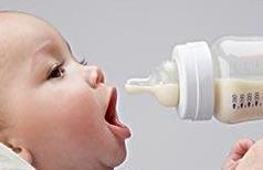 婴儿宝宝是否能喝鲜奶？
