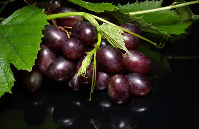 哺乳期能吃葡萄吗
