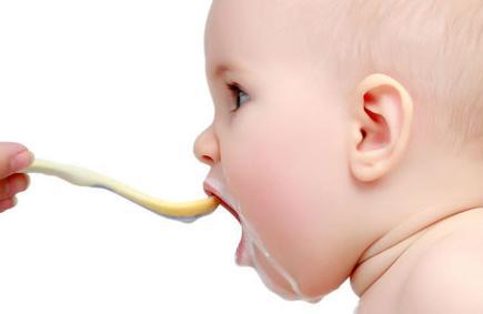 婴幼儿应该如何科学喂养