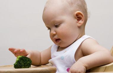 6个月宝宝添加辅食时注意什么