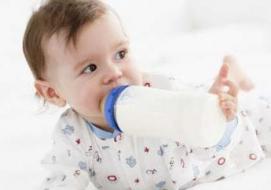 婴儿到底需要多少营养 婴儿怎么补充营养好