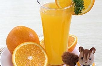 儿童过量饮用果汁易致腹泻等症状