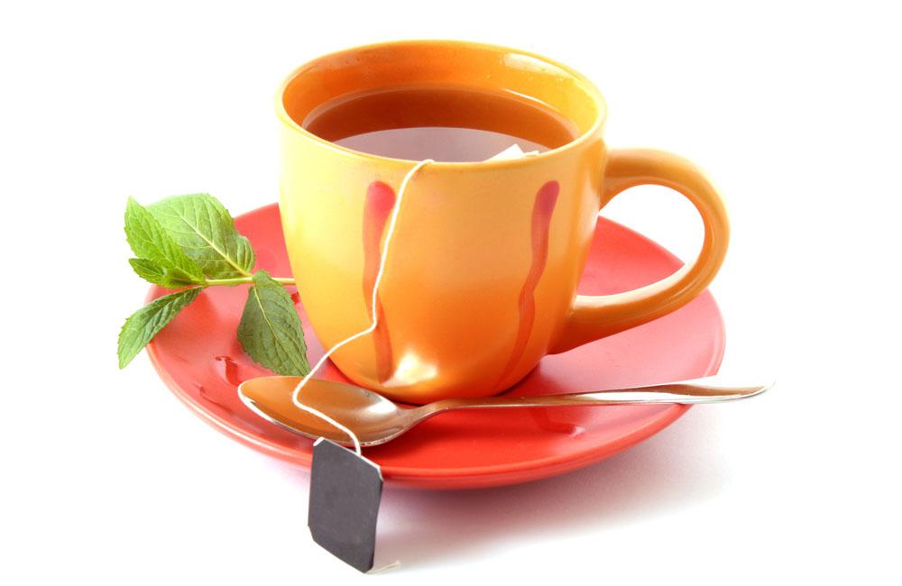 哺乳期能喝清肠茶吗？产后不适宜喝清肠茶