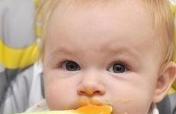 婴儿期宝宝饮食攻略