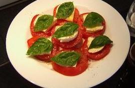 小孩长痱子吃什么