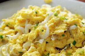 分娩前吃什么好？吃蓖麻油炒鸡蛋能加快产程吗