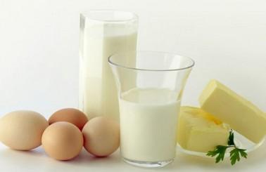 警惕牛奶冲鸡蛋易导致八宝腹泻