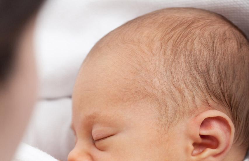 母乳喂养对宝宝脸形发育有利