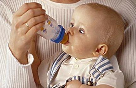 如何购买婴幼儿配方 怎么贮存配方奶粉