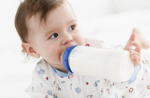 关于母乳转配方奶