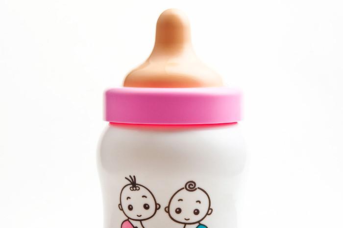 玻璃奶瓶VS塑料奶瓶  PC PA PP PPSU大揭密