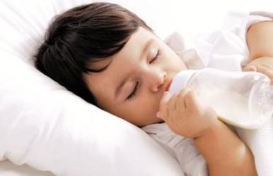 婴儿奶粉中胆碱促进宝宝智力发育 功效和蛋黄差不多
