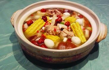 秋季保健汤---乌豆杞子沙参猪肝汤