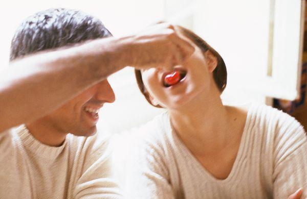 想要婚姻幸福，学做一个蠢女人