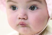 宝宝视力发育