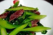 腊肠怎么做好吃？推荐腊肠炒芥蓝