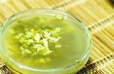 7个月宝宝夏季解暑食谱推荐：冬瓜扁豆苡米汤