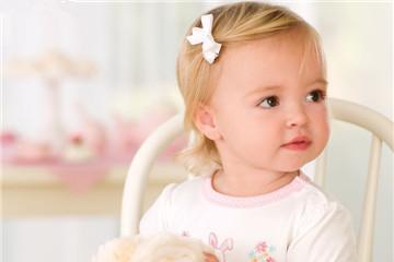 孩子认干妈有什么讲究？