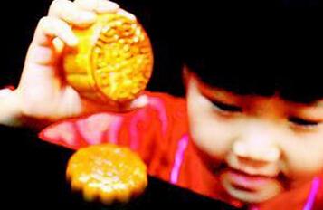 宝宝中秋吃月饼的要点