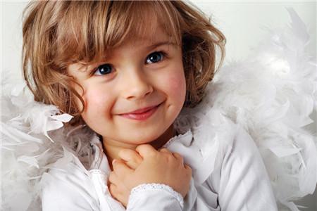 重阳节出生的女孩起名