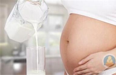 孕妇奶粉有必要喝吗？专家：并非一定要喝