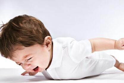 秋季幼儿干咳怎么办