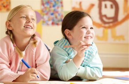 幼儿学习英语的好处与弊端