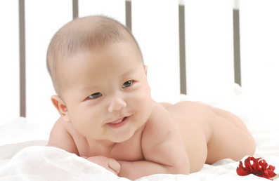 宝宝胎记下隐藏的疾病要重视
