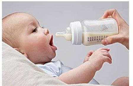 母乳喂养和奶粉喂养的区别有哪些？
