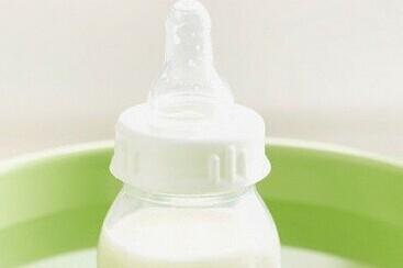 美赞臣一段奶粉冲泡方法 5个步骤学起来