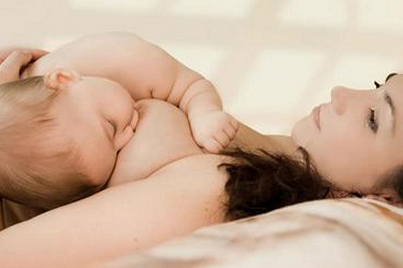 早产儿喂养的正确方法