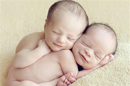 新生儿母乳喂养时间表