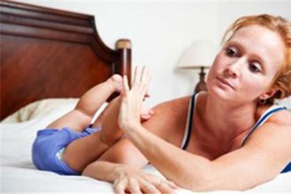 产后抑郁症可以喂奶吗？