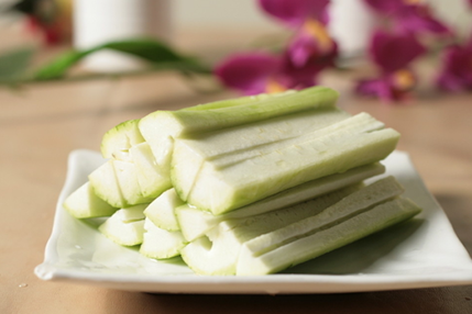 宝宝咳嗽可以吃丝瓜吗