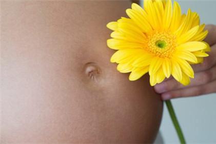 胎盘低是什么原因造成的？