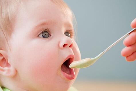 宝宝缺铁性贫血吃什么补血最快