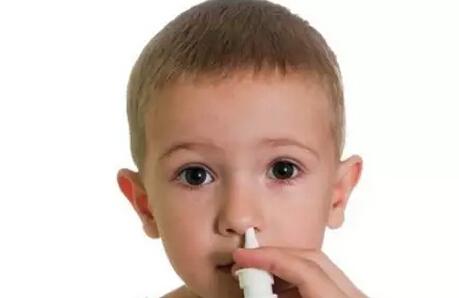 宝宝鼻塞用药：自制儿童滴鼻液