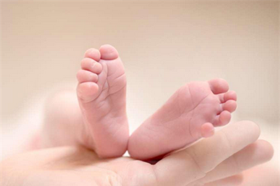 判断宝宝冷热摸哪里 宝宝容易受凉部位排行榜