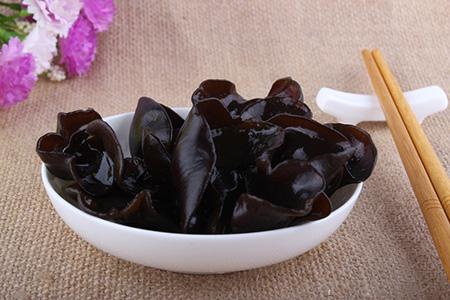 怀孕初期能吃木耳吗