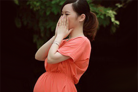 早孕爱放屁怎么回事 教你如何缓解爱放屁的孕期