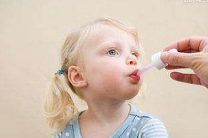 宝宝手足口病发烧不退怎么办 发烧不退警惕并发症