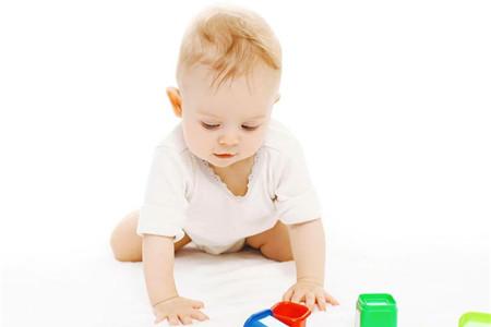 积木适合多大孩子玩 家长知道吗？