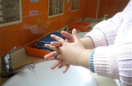 幼儿园洗手儿歌30首 让孩子洗手不再懒