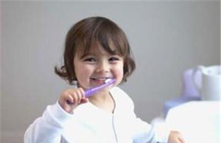 幼儿园刷牙教案 让孩子快乐刷牙