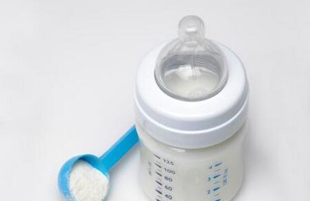 乳牙期不用清洁?日后恒牙齿歪又高蛀牙