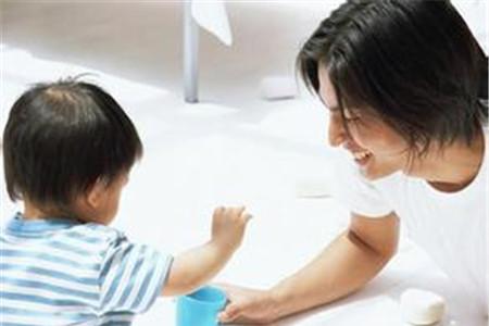 孩子自私总以自我为中心怎么办