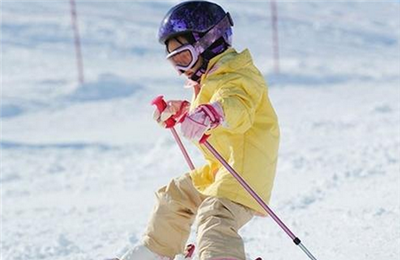 带孩子滑雪需要准备什么？