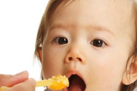 宝宝食物过敏多长时间才有反应
