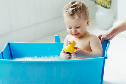 新生儿湿疹可以洗澡吗？